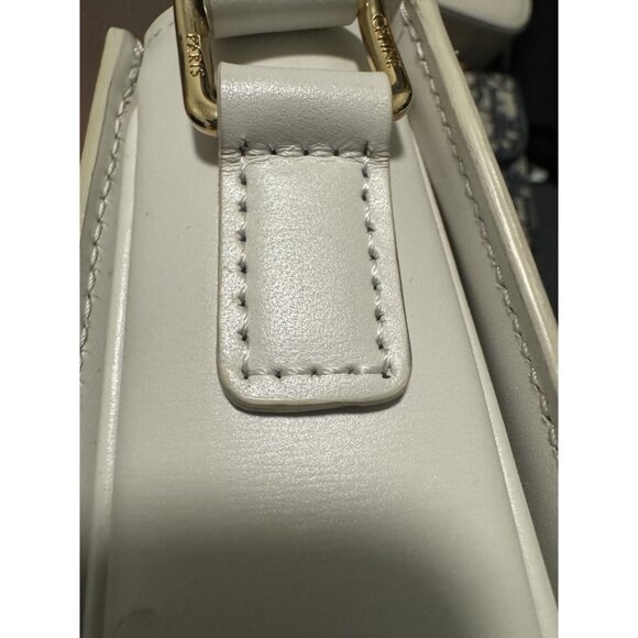 Celine Triomphe White Leather Shoulder Bag With Gold Hardware - Picture 13 of 16